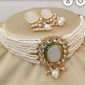Elegant Pearl and Gold Choker Set